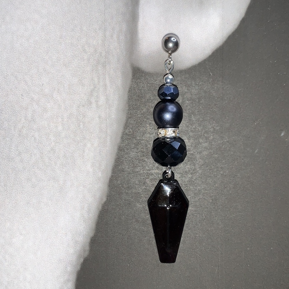 SS Post Stud Drop Black Coffin Dangle Earrings w Glass Beads Halloween themed
